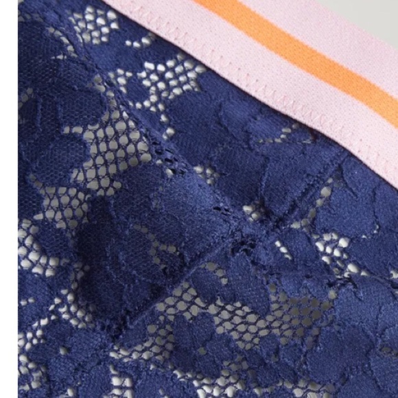 COS Lace Bralette - Obsidian / M US10 - Picture 2 of 3